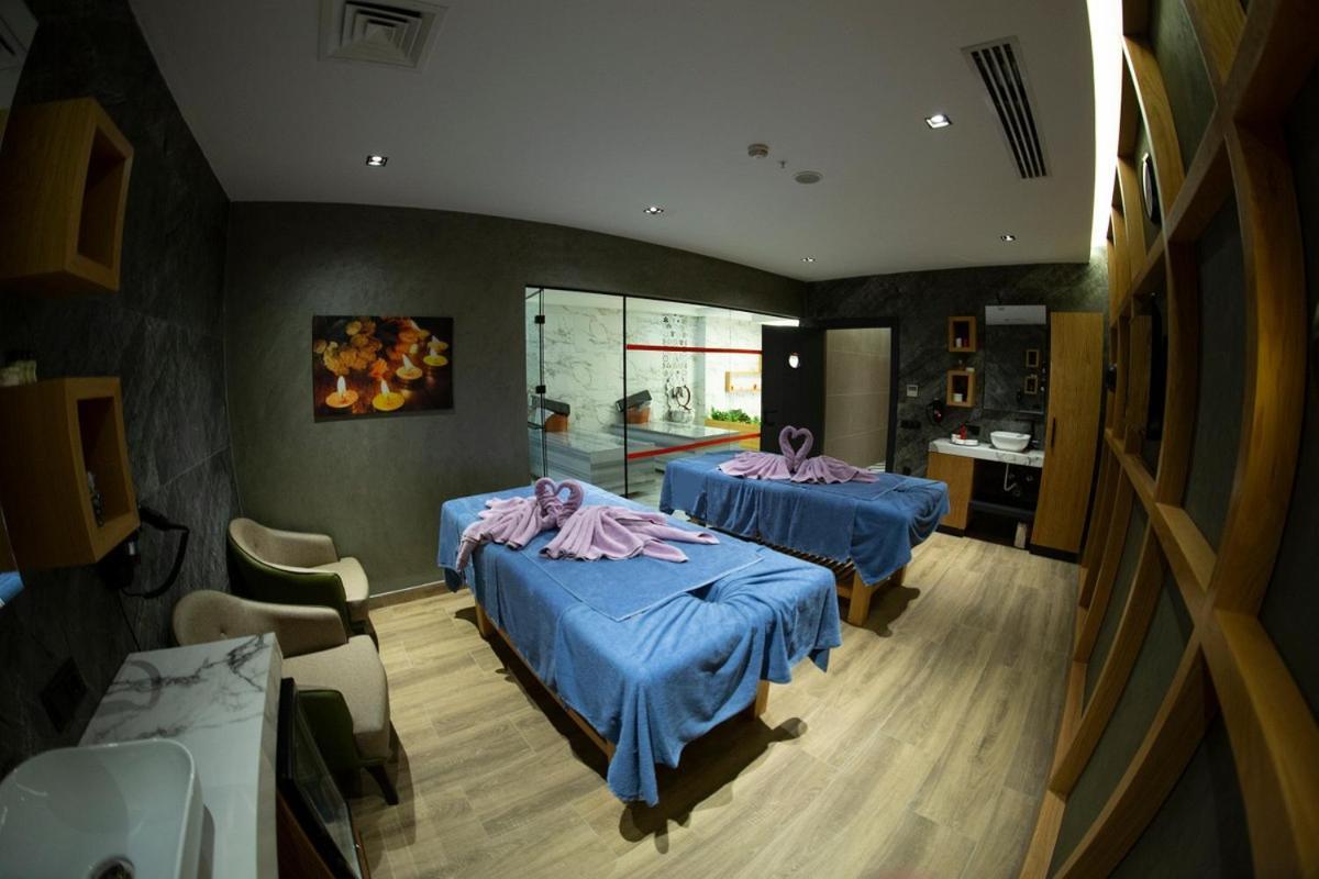 Mayi Hotel Истанбул Екстериор снимка