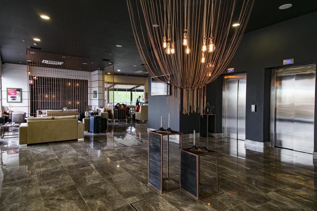 Mayi Hotel Истанбул Екстериор снимка